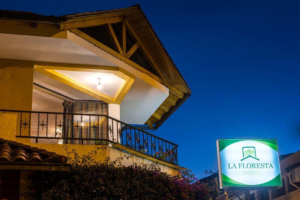 La Floresta Hotel Baños Екстериор снимка